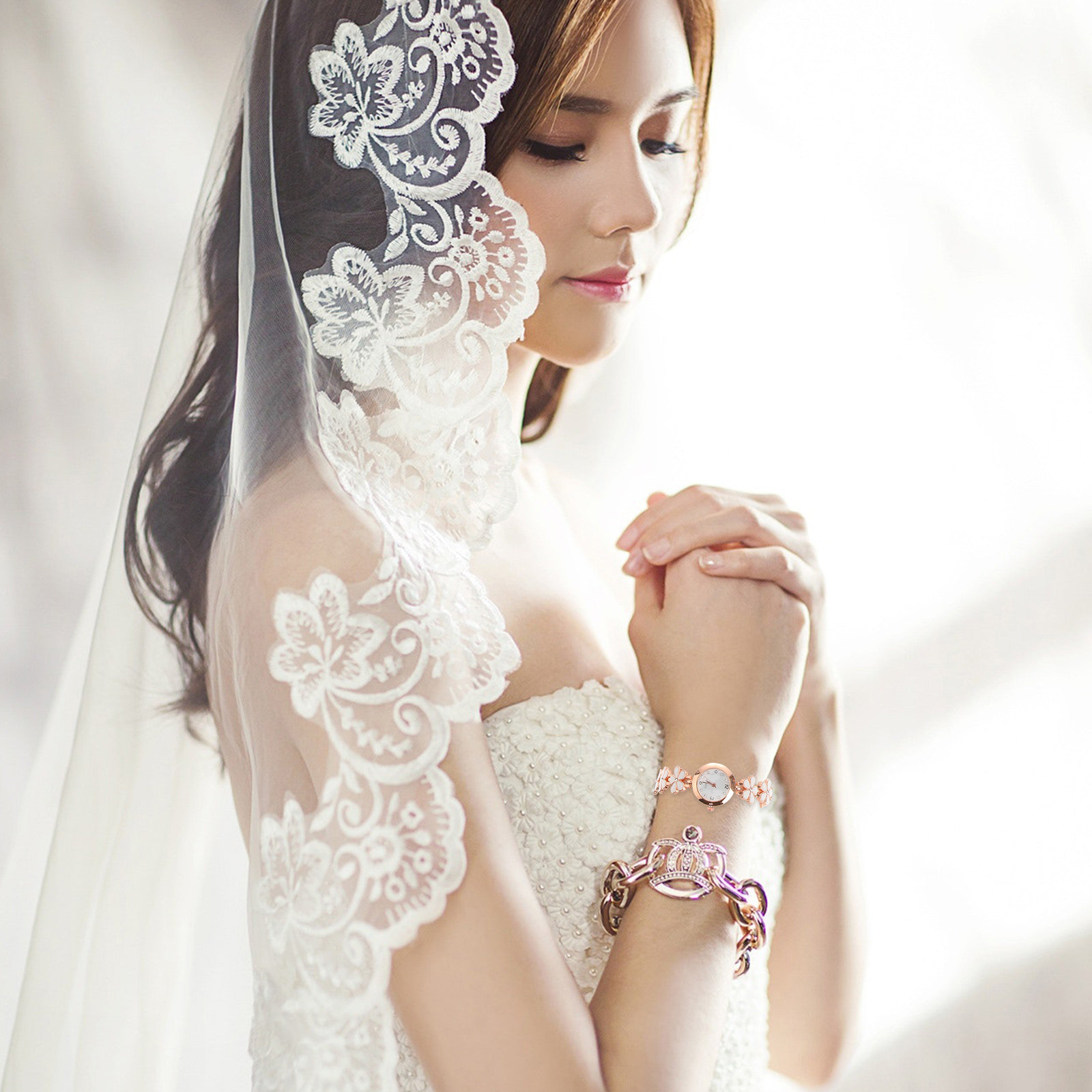 Elegant Crystal Quartz Bracele - Luxury Women'S Watch 评论和价格