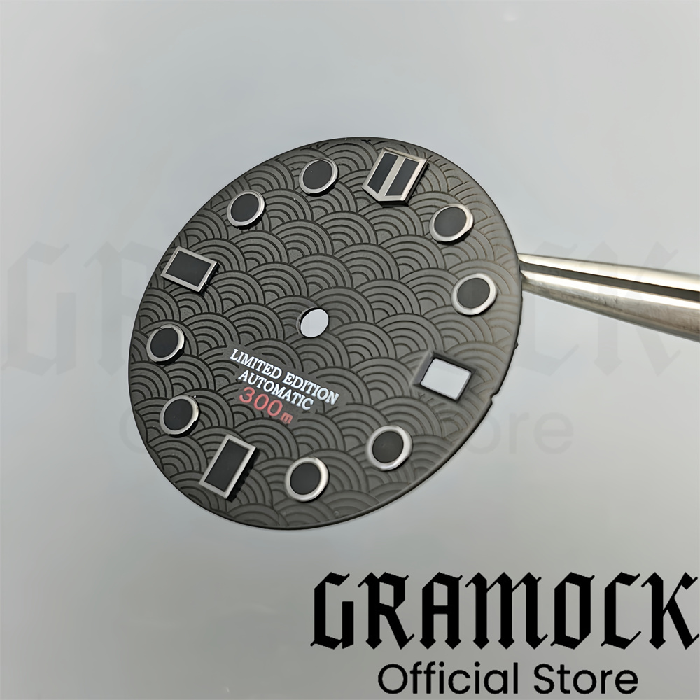 Gramock 28.5mm Black Red Fishs - Luxury Watch With Green Dial 评论和价格